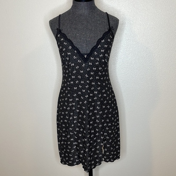 Apt 9. intimates Black with White Bow Babydoll Chemise Lingerie Size Small - Picture 1 of 6